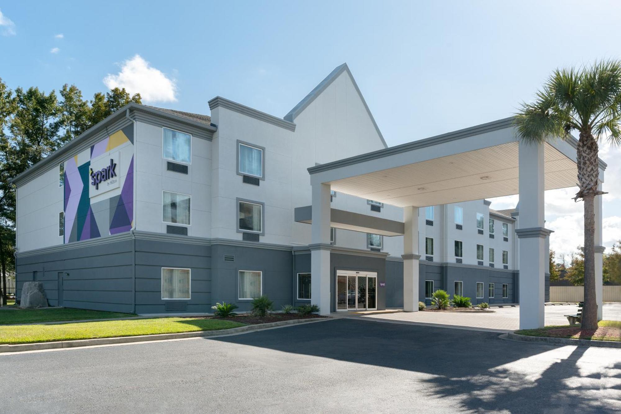 Spark By Hilton Savannah South I-95 Джорджтаун Экстерьер фото