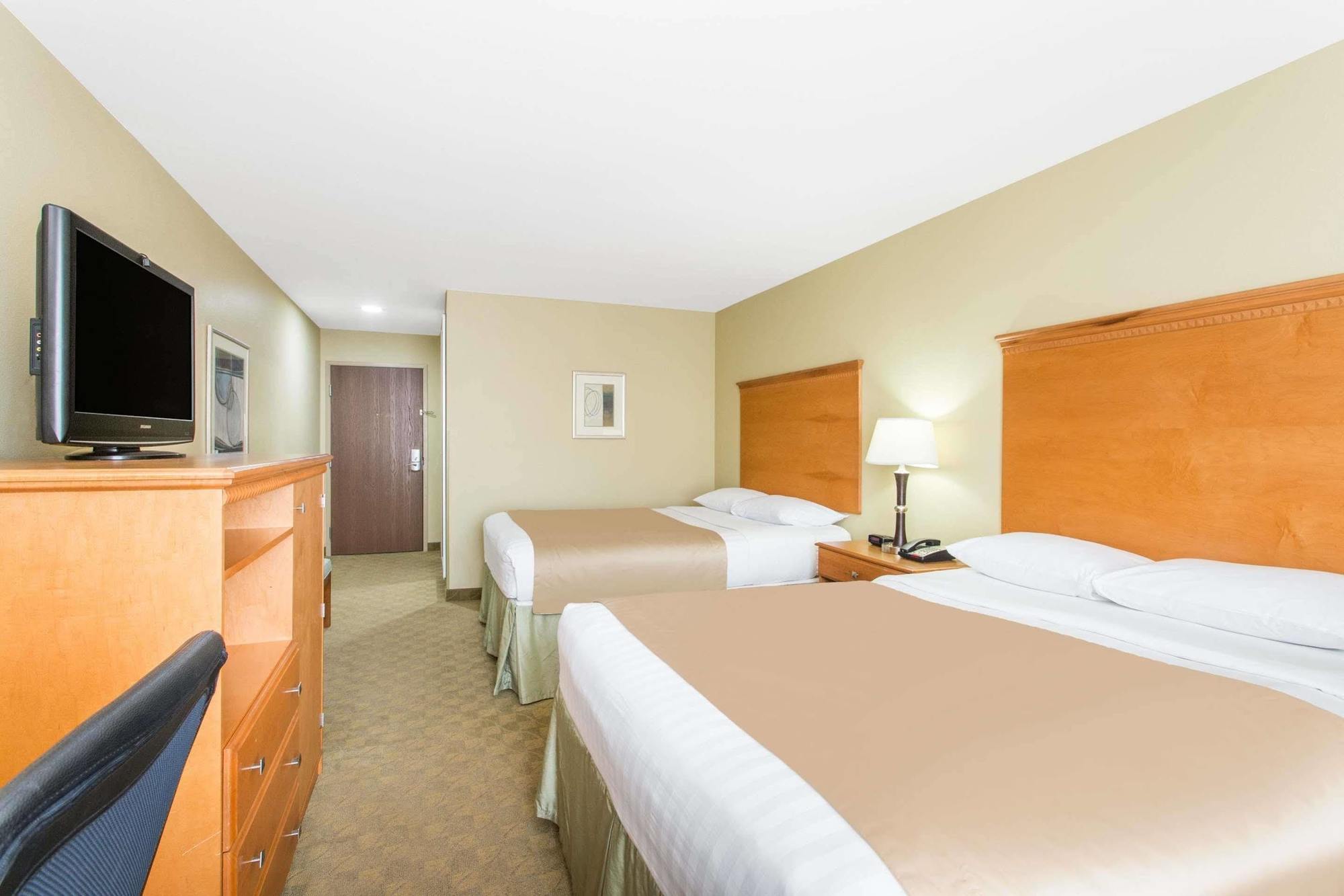 Spark By Hilton Savannah South I-95 Джорджтаун Экстерьер фото