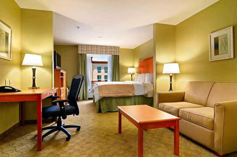 Spark By Hilton Savannah South I-95 Джорджтаун Экстерьер фото