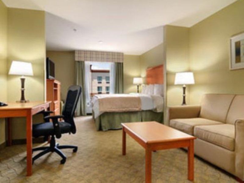 Spark By Hilton Savannah South I-95 Джорджтаун Экстерьер фото