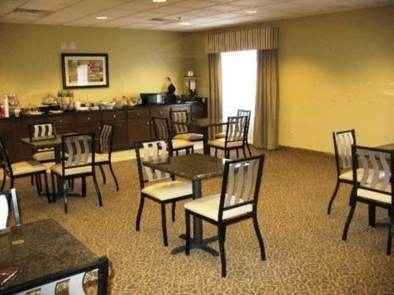 Spark By Hilton Savannah South I-95 Джорджтаун Экстерьер фото